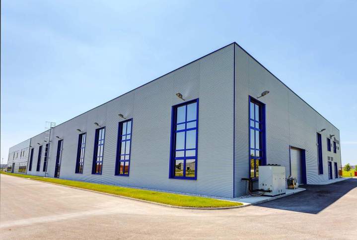 Conception et réalisation de locaux professionnels et industriels